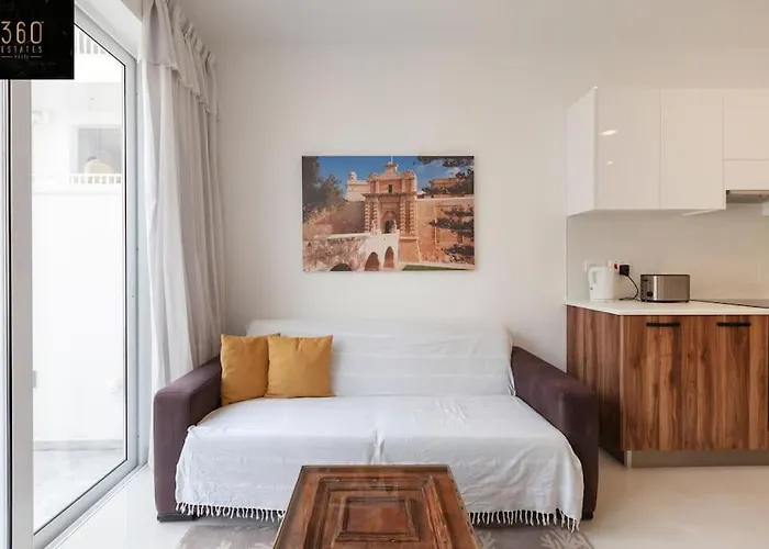 Comfy Apt With Terrace, 5 Mins To Sliema Ferries By 360 Estates